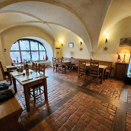 Hotel Opat Кутна-Гора Экстерьер фото