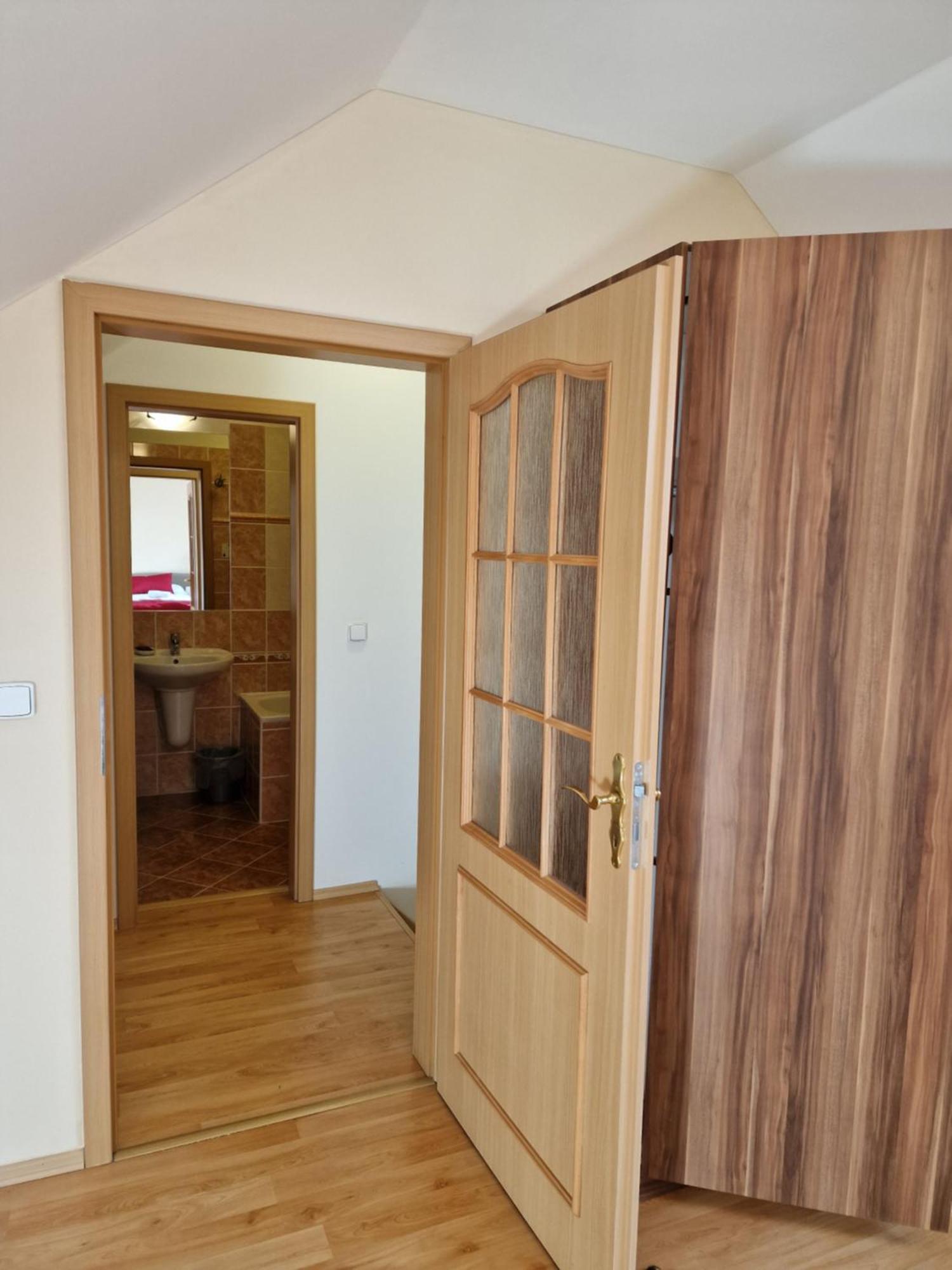 Hotel Opat Кутна-Гора Экстерьер фото